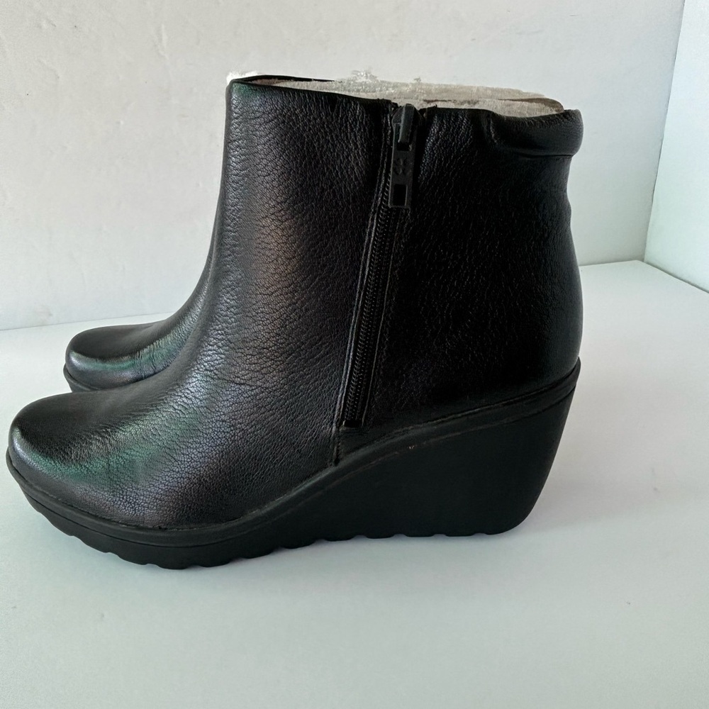 Naturalizer New Quineta  Leather Wedge Booties - Picture 4 of 9